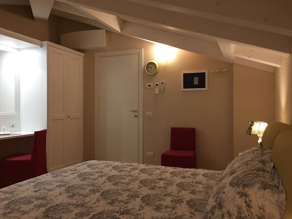 Dimora Valpolicella Hotell SantʼAmbrogio di Valpolicella Eksteriør bilde